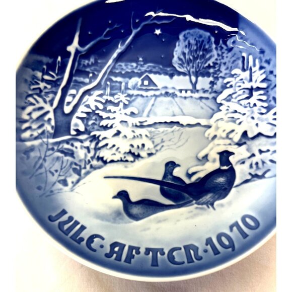 B&G Copenhagen Porcelain Collectible Plate "Jul I Skovbrynet" Pheasants In Snow - Picture 2 of 5